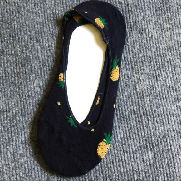 J.Crew Women's Ankle Pineapple Print No Show Socks - Picture 4 of 12